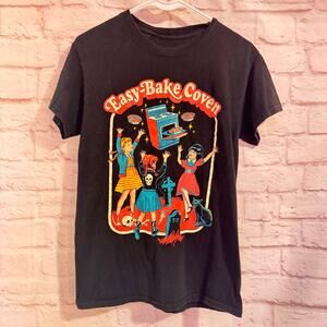 Creepy Co. “Easy Bake Coven” black Sz S T shirt 26” length